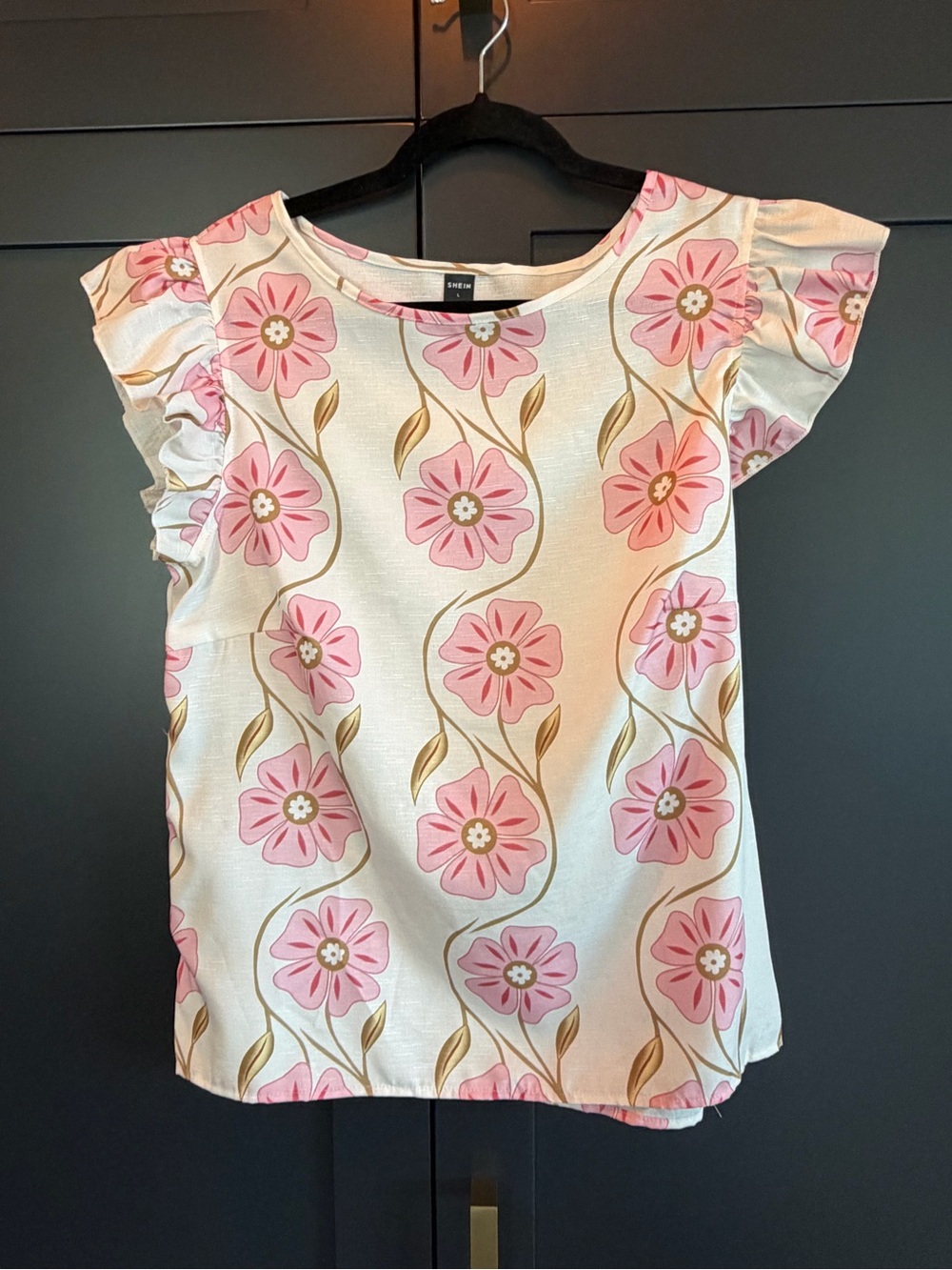 SHEIN Cream Floral Ruffle Sleeve Blouse with Pink Flowers